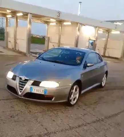 Alfa Romeo GT