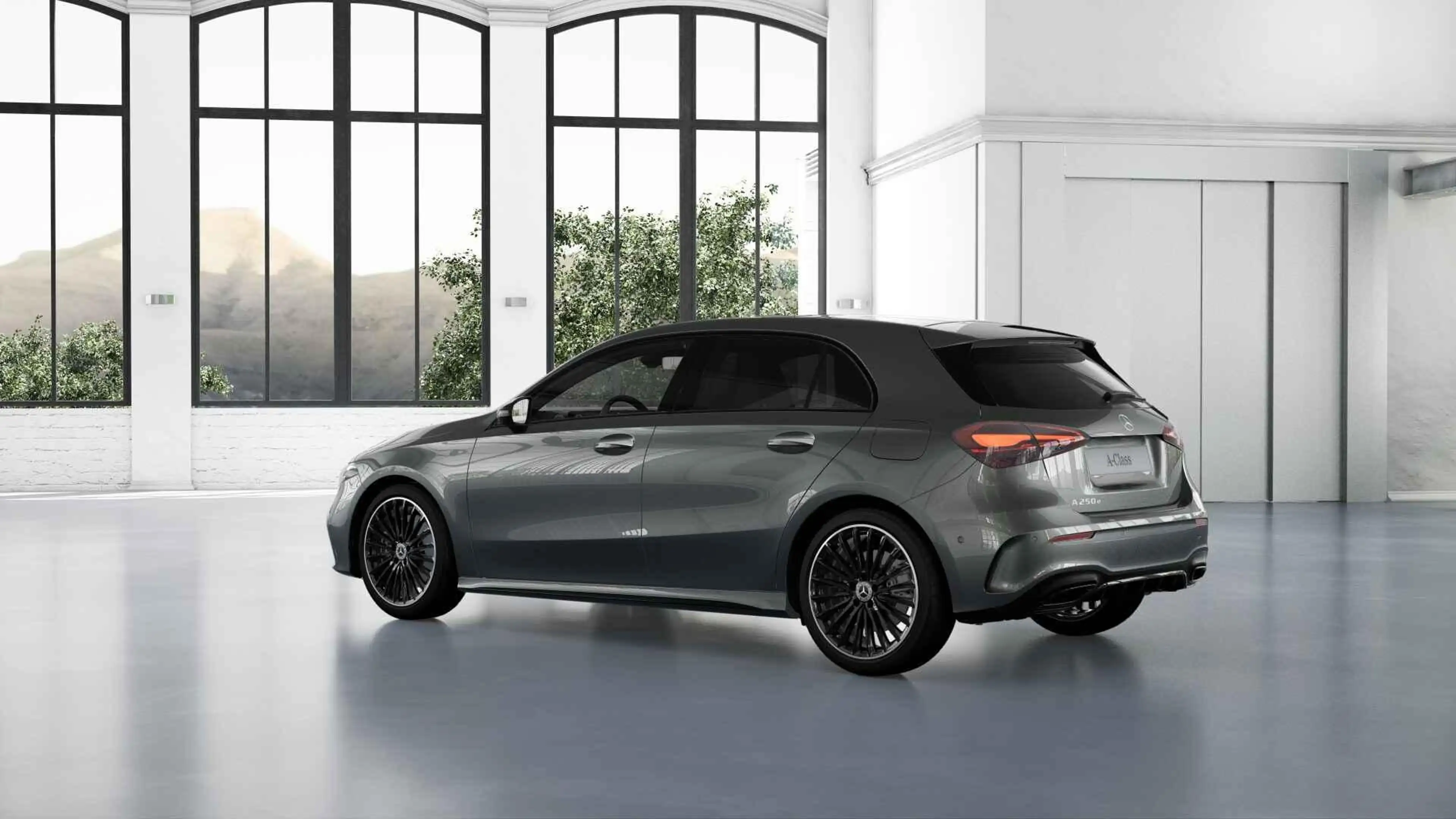 Mercedes-Benz A 250 e Business Solution AMG Limited — photo 3