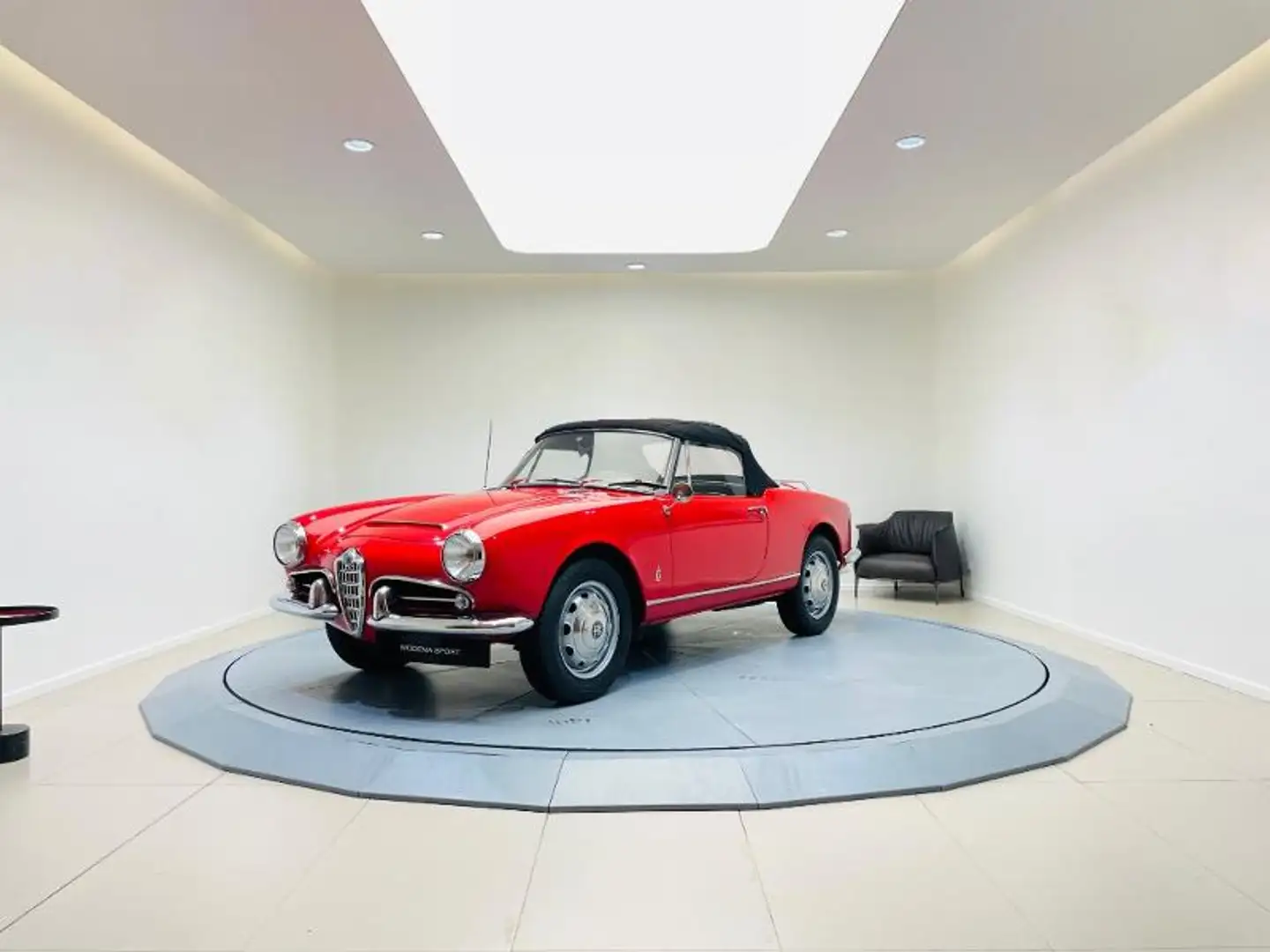 Alfa Romeo Giulia Spider 1600 Rouge - 1