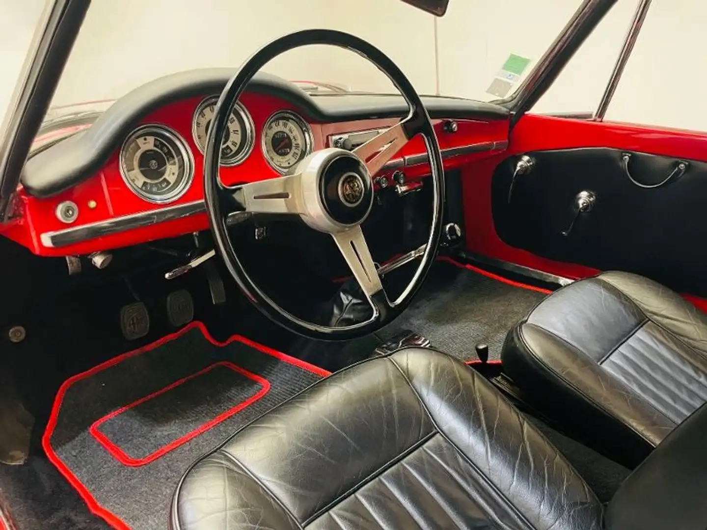 Alfa Romeo Giulia Spider 1600 Rouge - 2