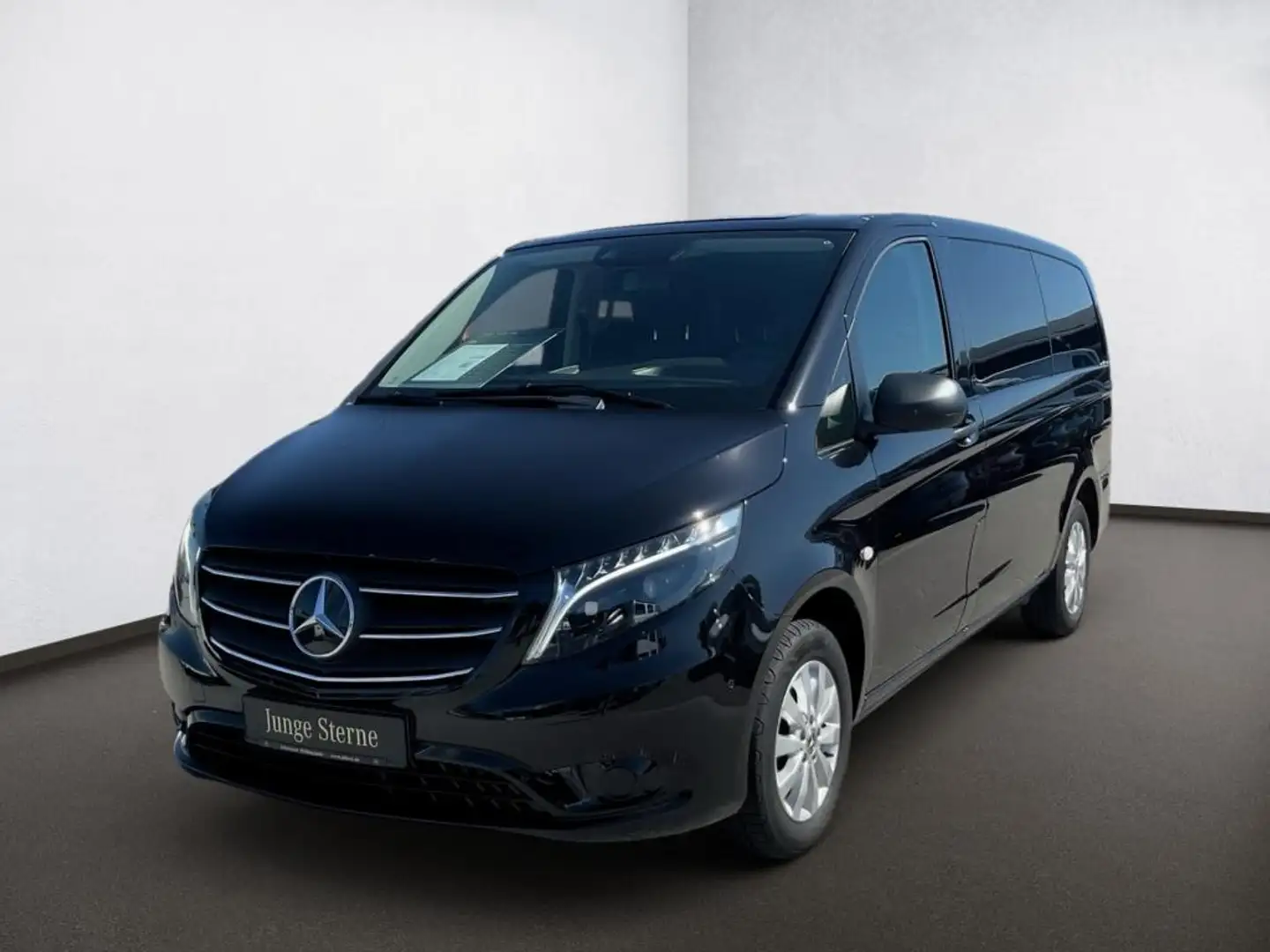 Mercedes-Benz Vito 116 Tourer PRO Lang LED*AHK2,5t*Kamera*Navi Schwarz - 2