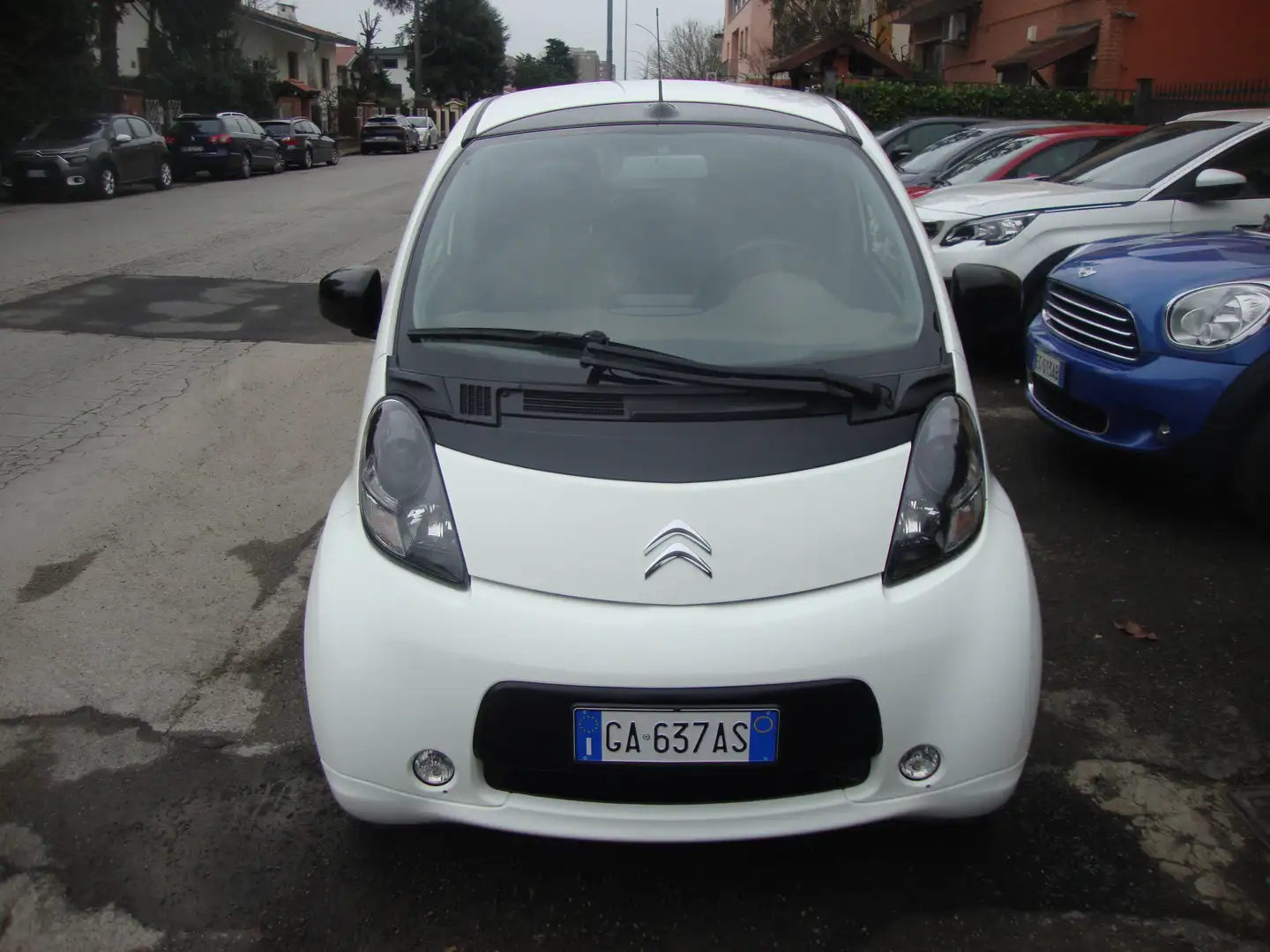 Citroen C-Zero full electric Seduction Weiß - 1