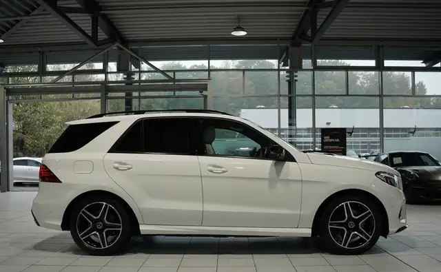 Mercedes-Benz Gle Class view 6