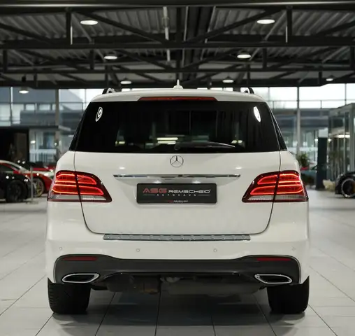 Mercedes-Benz Gle Class view 8
