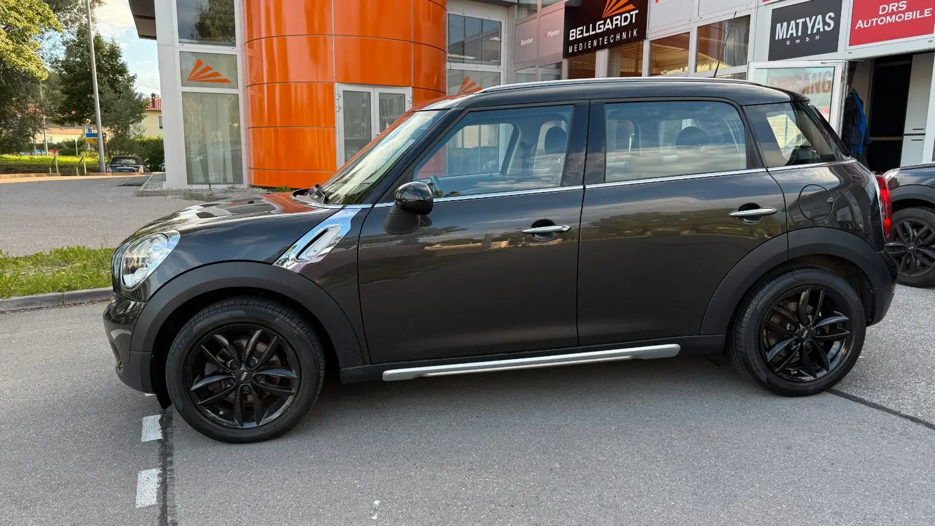 MINI Cooper Countryman All4/Pano/Xenon/Navi Gris - 2