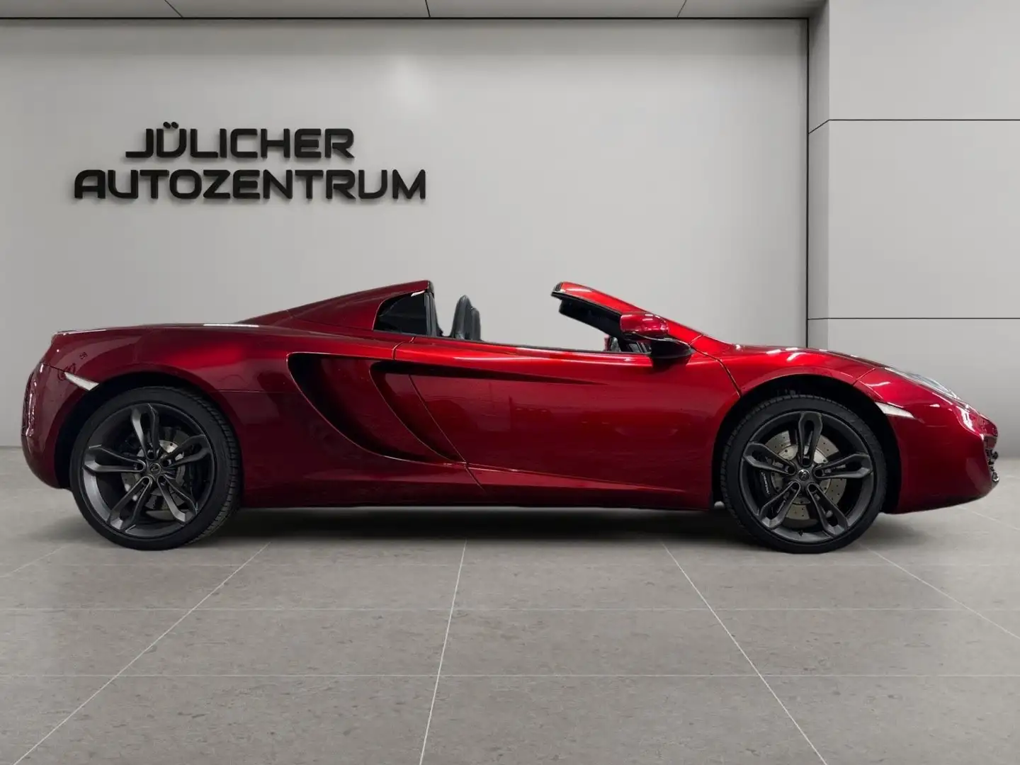 McLaren MP4-12C 3.8 V8, Deutsch, Scheckh.b.McLaren Rot - 2