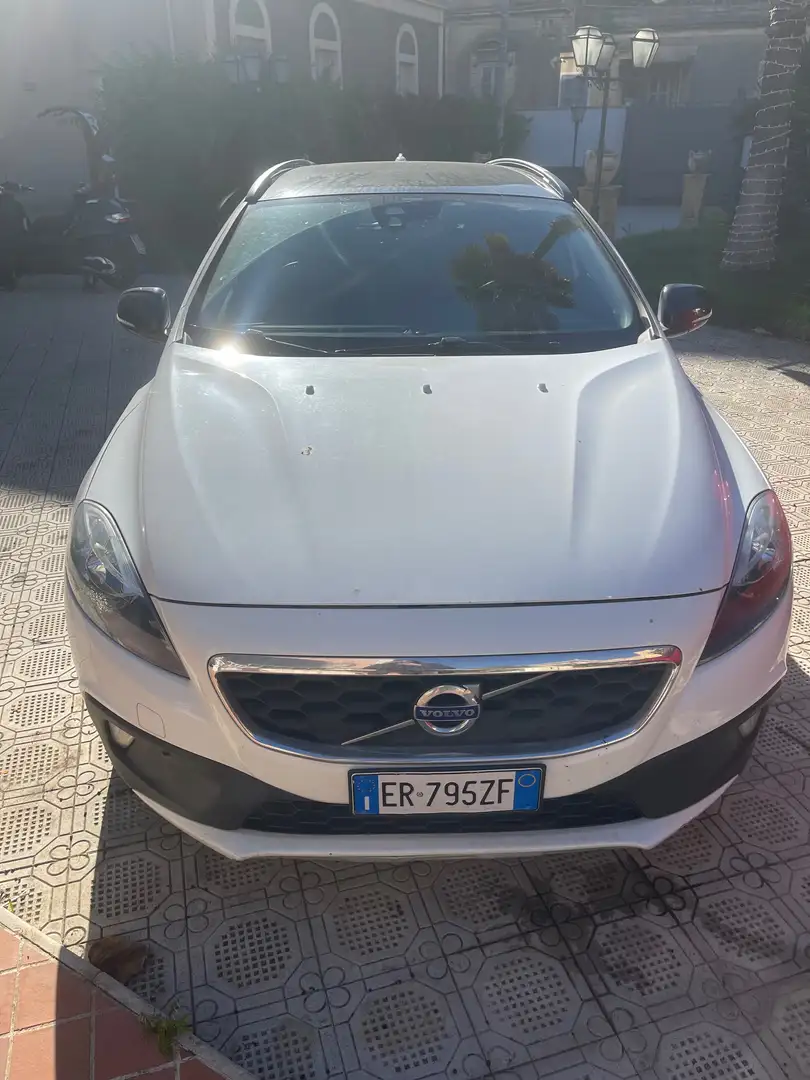 Volvo V40 Cross Country V40 D3 momentum geartronic Bianco - 2