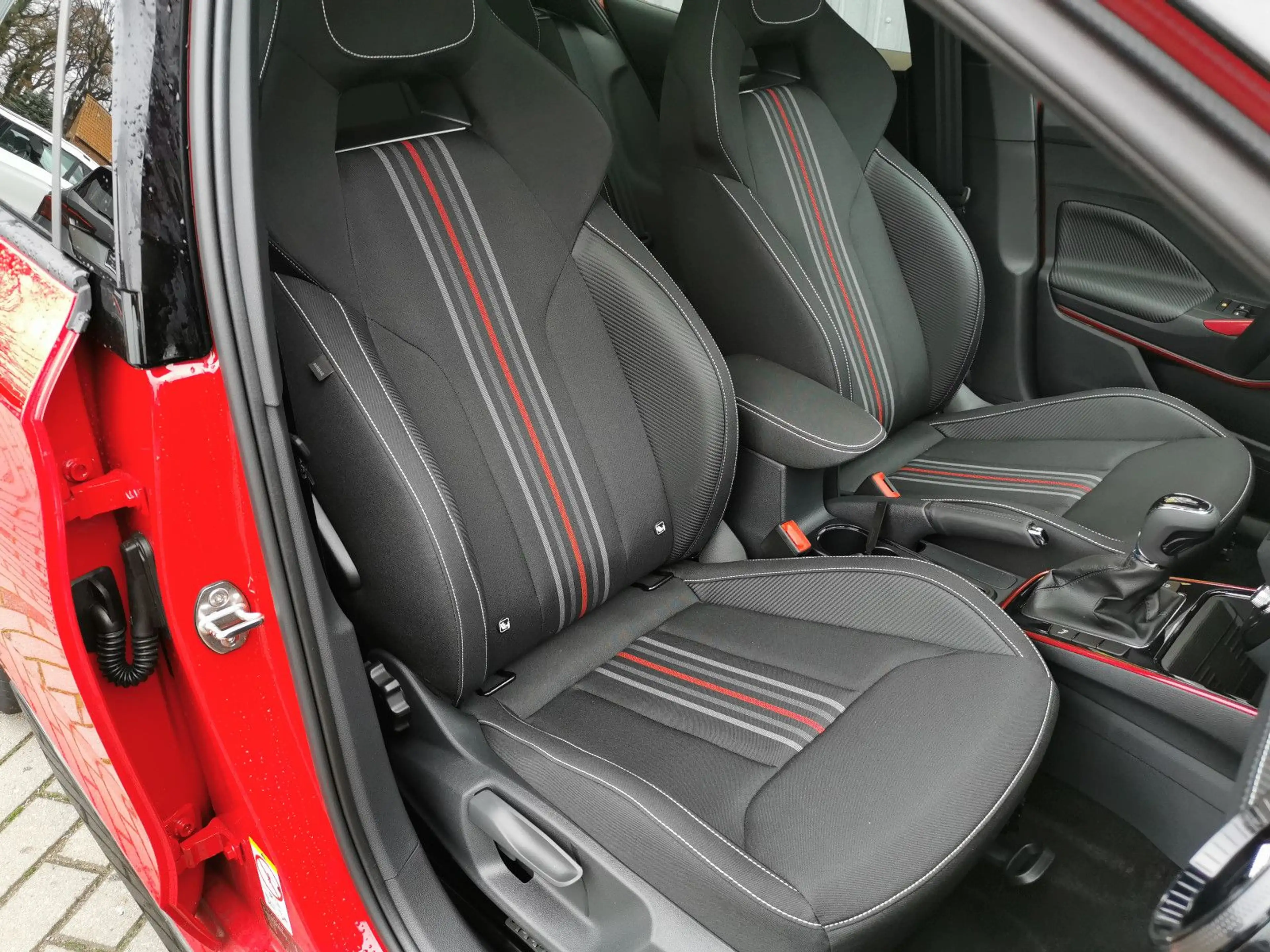 Skoda Fabia 116PS MONTE CARLO DSG ACC Assist-Paket — photo 9