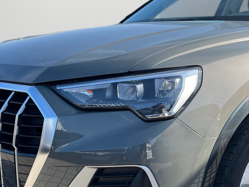 Audi Q3 35 TFSI advanced Business+KomfortPaket — photo 3