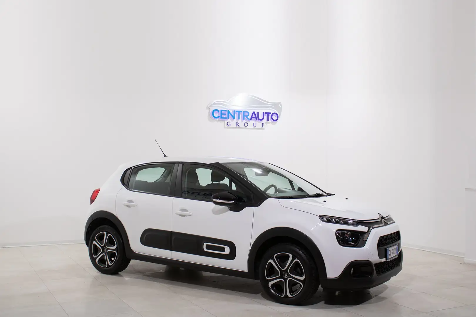 Citroen C3 BluHdi 100cv FEEL PACK *TOUCHSCREEN, SENSORI* Bianco - 2