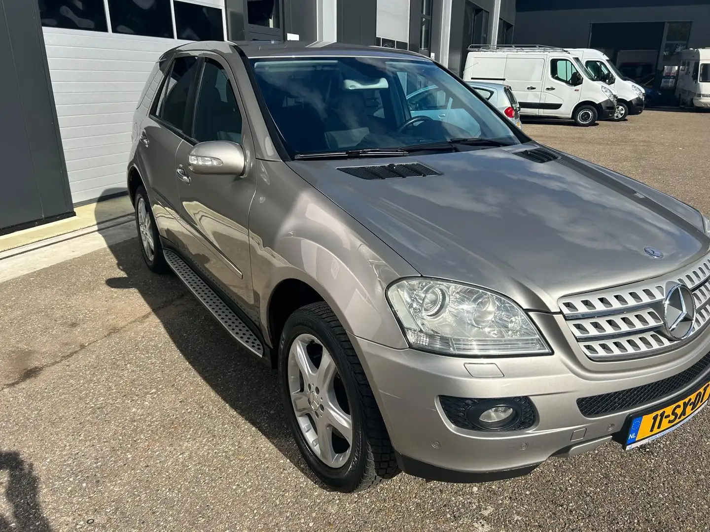 Mercedes-Benz ML 500 M-klasse v8 yougtimer exelente staat Grijs - 2