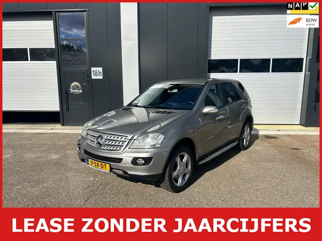 Mercedes-Benz ML 500 M-klasse v8 yougtimer306pk