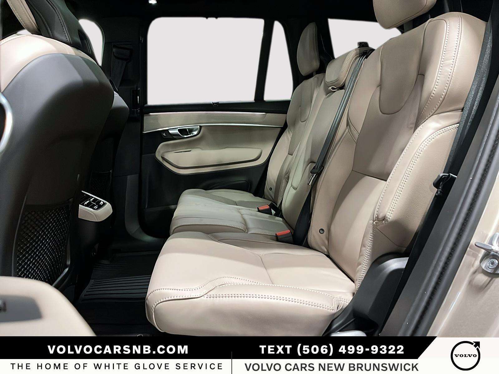 2026 Volvo XC90 B6 Ultra Bright Theme thumb 9