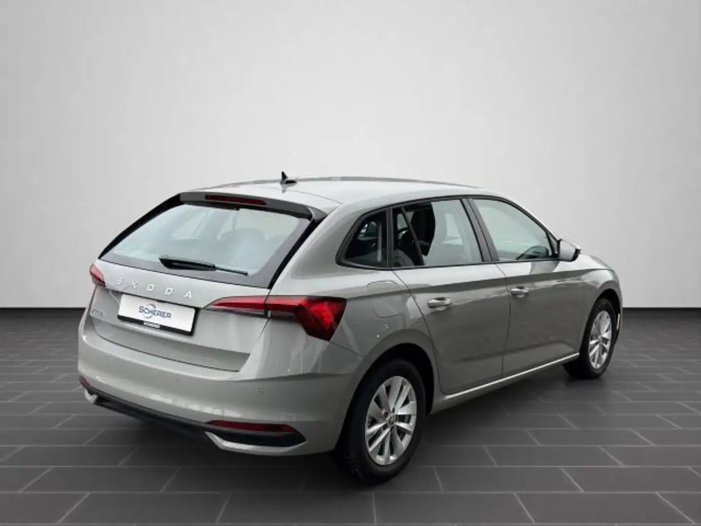 Skoda Scala 1.0 TSI Selection CARPLAY RFK PDC SHZ Grijs - 2