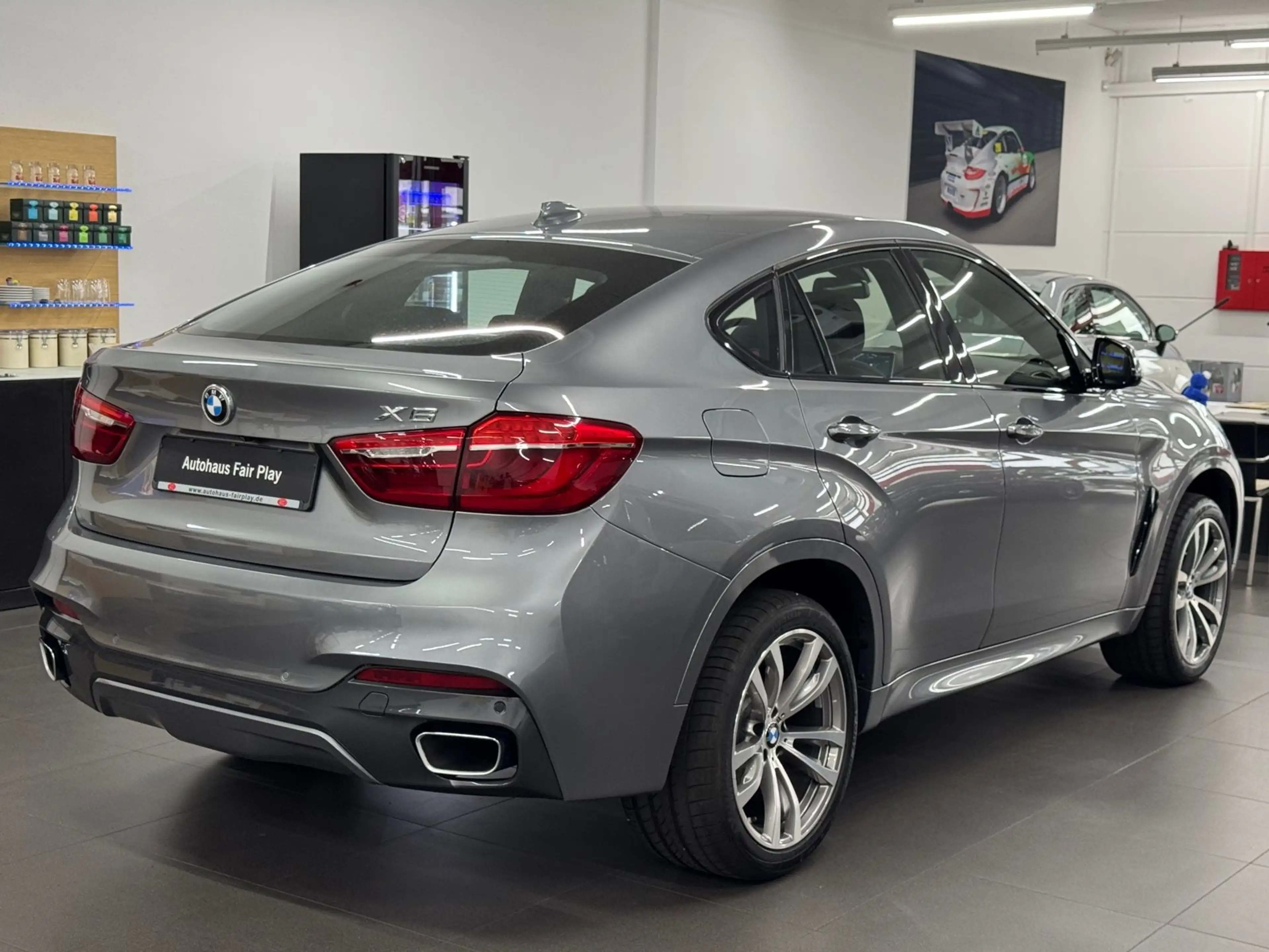BMW X6 xDrive 30 d AHK/M-Perf./LED/HiFi/U-FREI/TOP! — photo 4