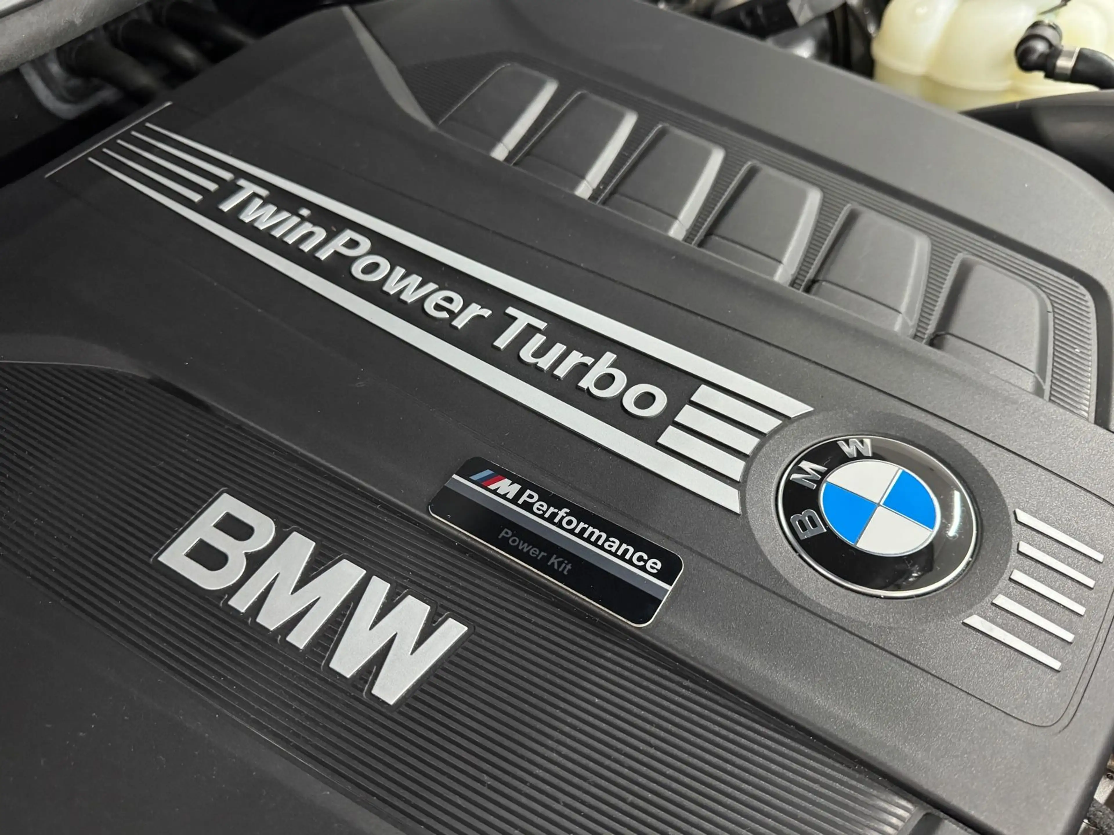 BMW X6 xDrive 30 d AHK/M-Perf./LED/HiFi/U-FREI/TOP! — photo 9