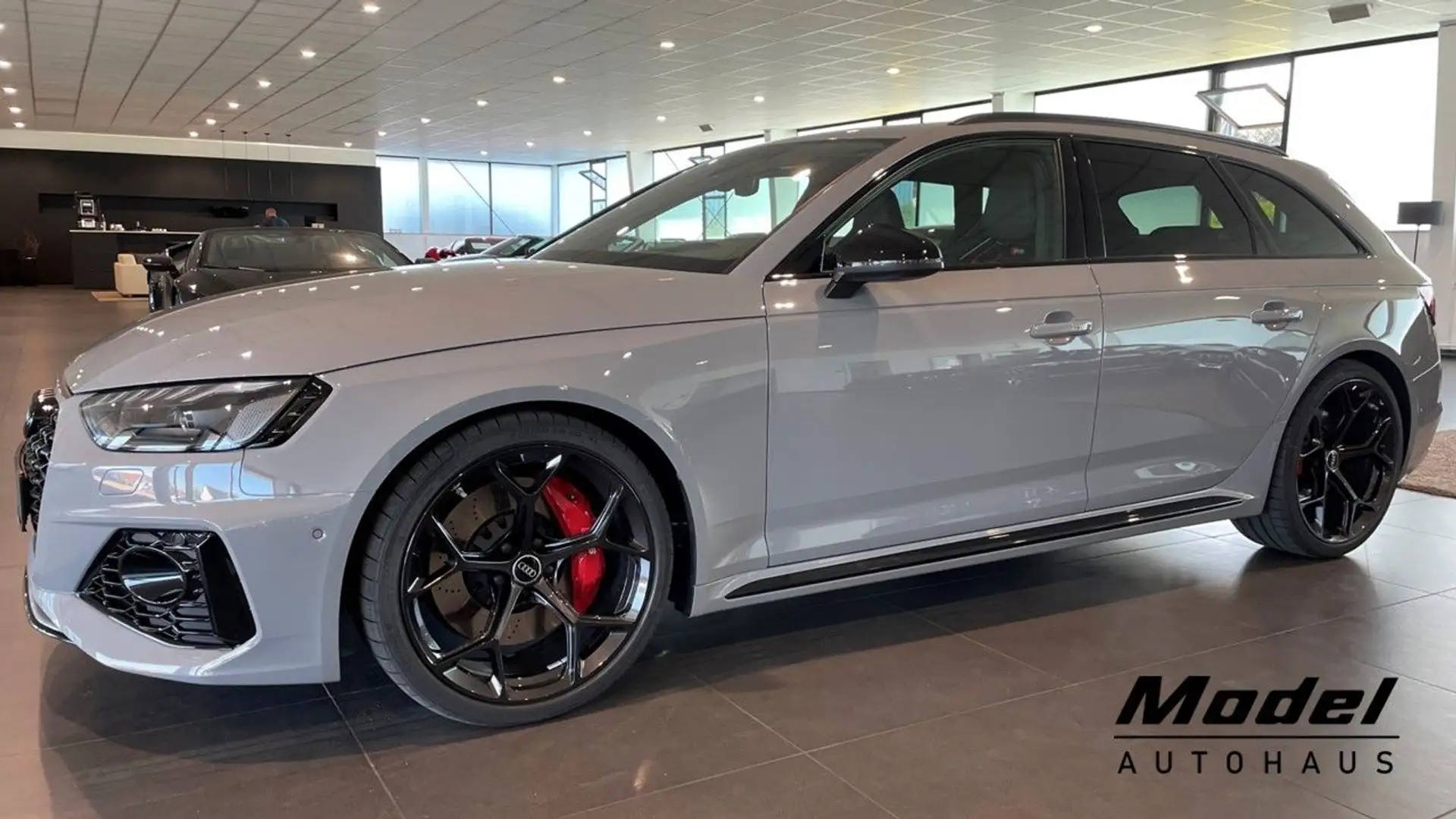 Audi RS4 | competition plus | Schalensitze | Panorama Grey - 1