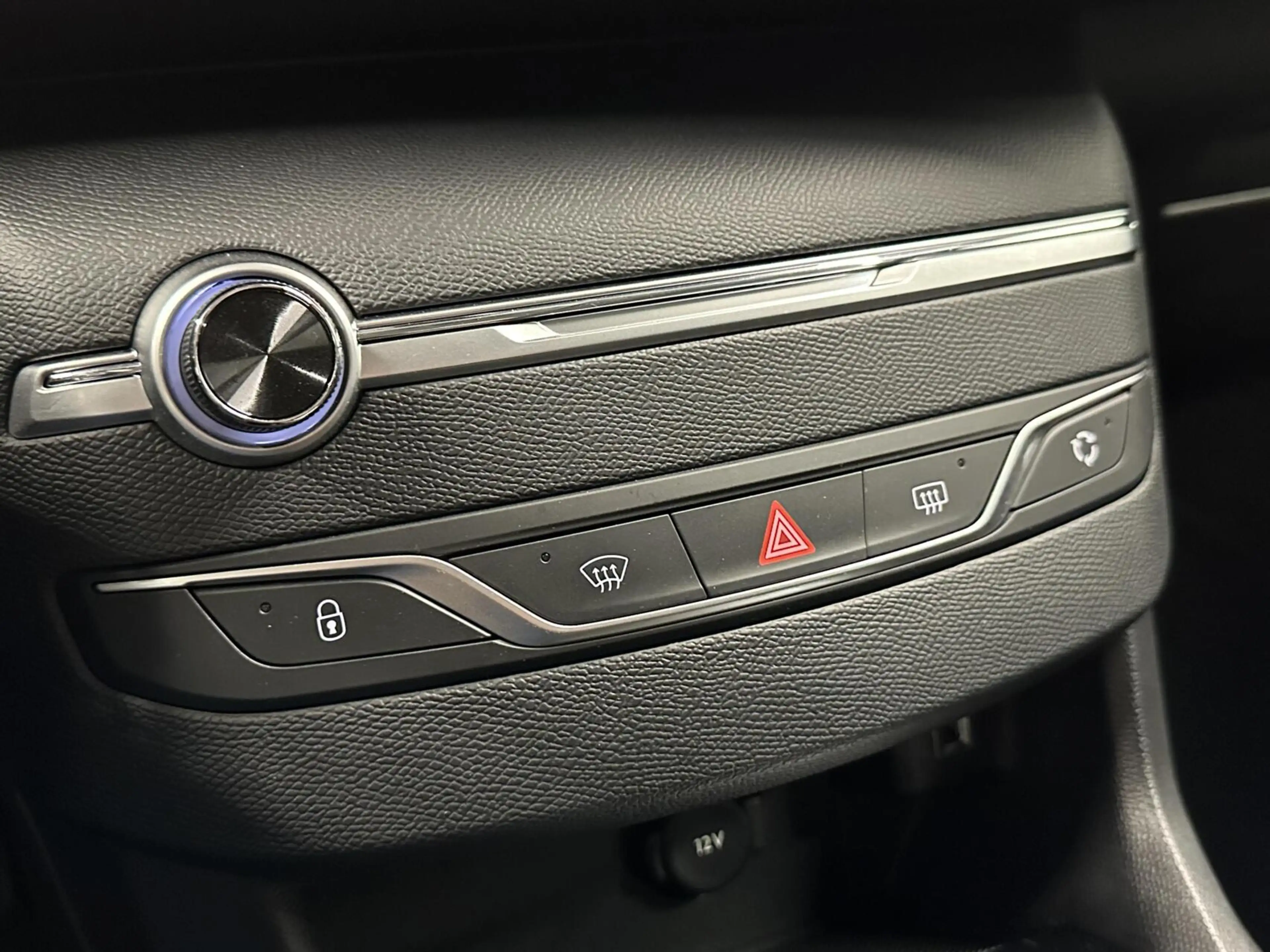 Peugeot 308 SW 1.2 PureTech Blue Lease Active CARPLAY LM NAVI — photo 32