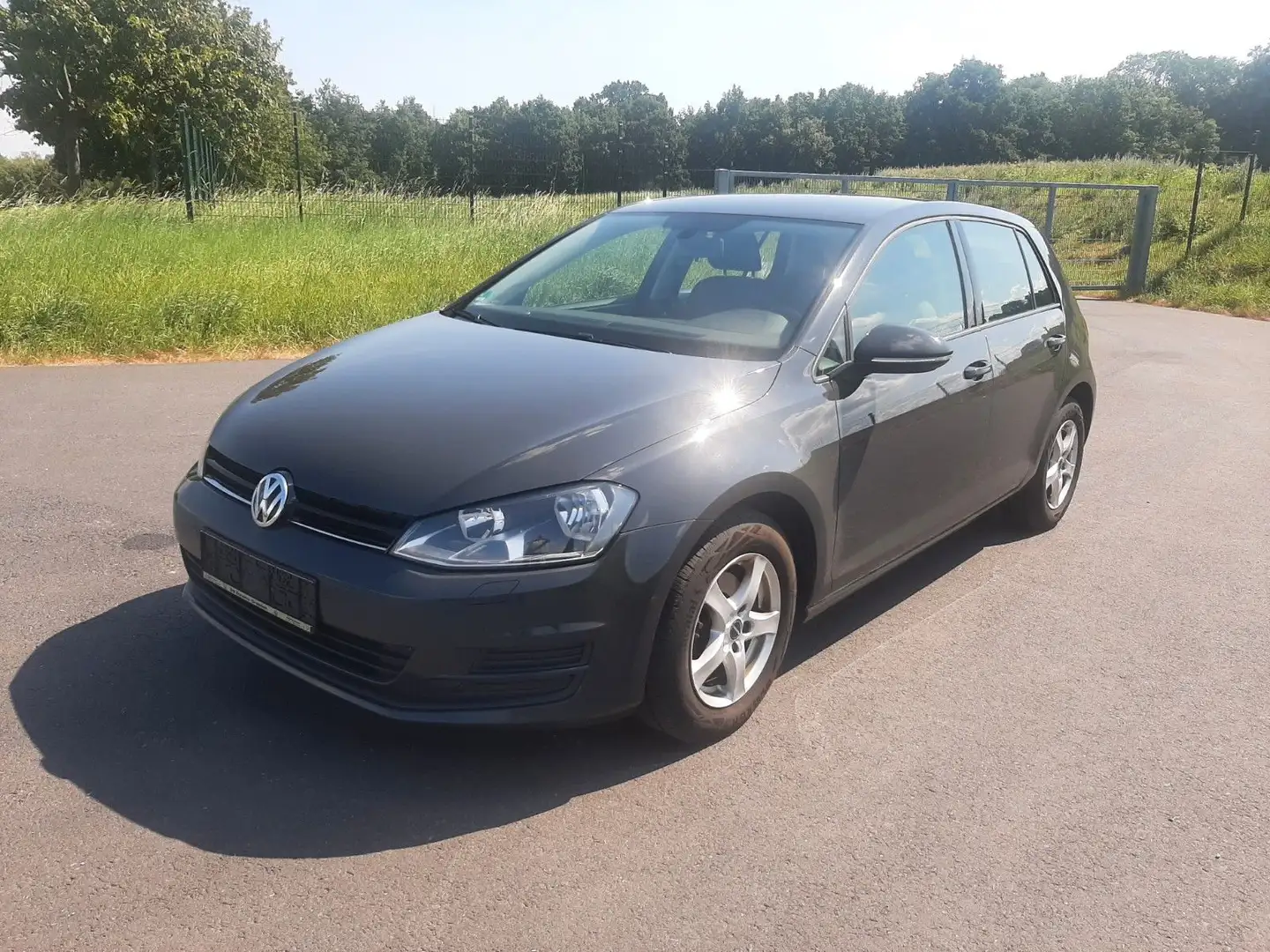 Volkswagen Golf 1.6 TDI BMT Comfortline,Navi,Sitzheizung Szary - 1