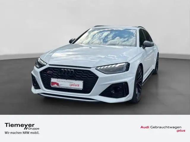 Audi RS4 Avant TFSI Q MATRIX NAVI+ BuO MASSAGE LM20