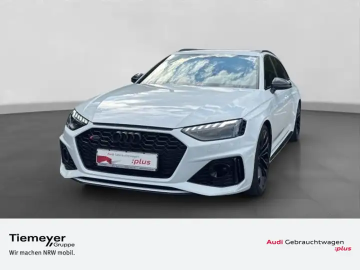 Audi RS4 RS4 Avant TFSI Q MATRIX NAVI+ BuO MASSAGE LM20