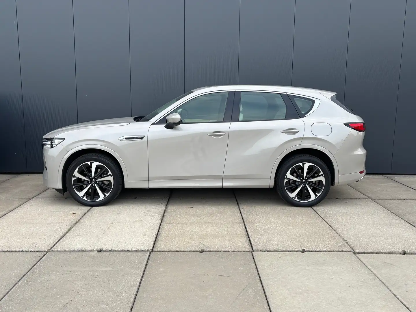 Mazda CX-60 CX-60 PHEV TAKUMI / Open dak / BTW AFTRB Beige - 1