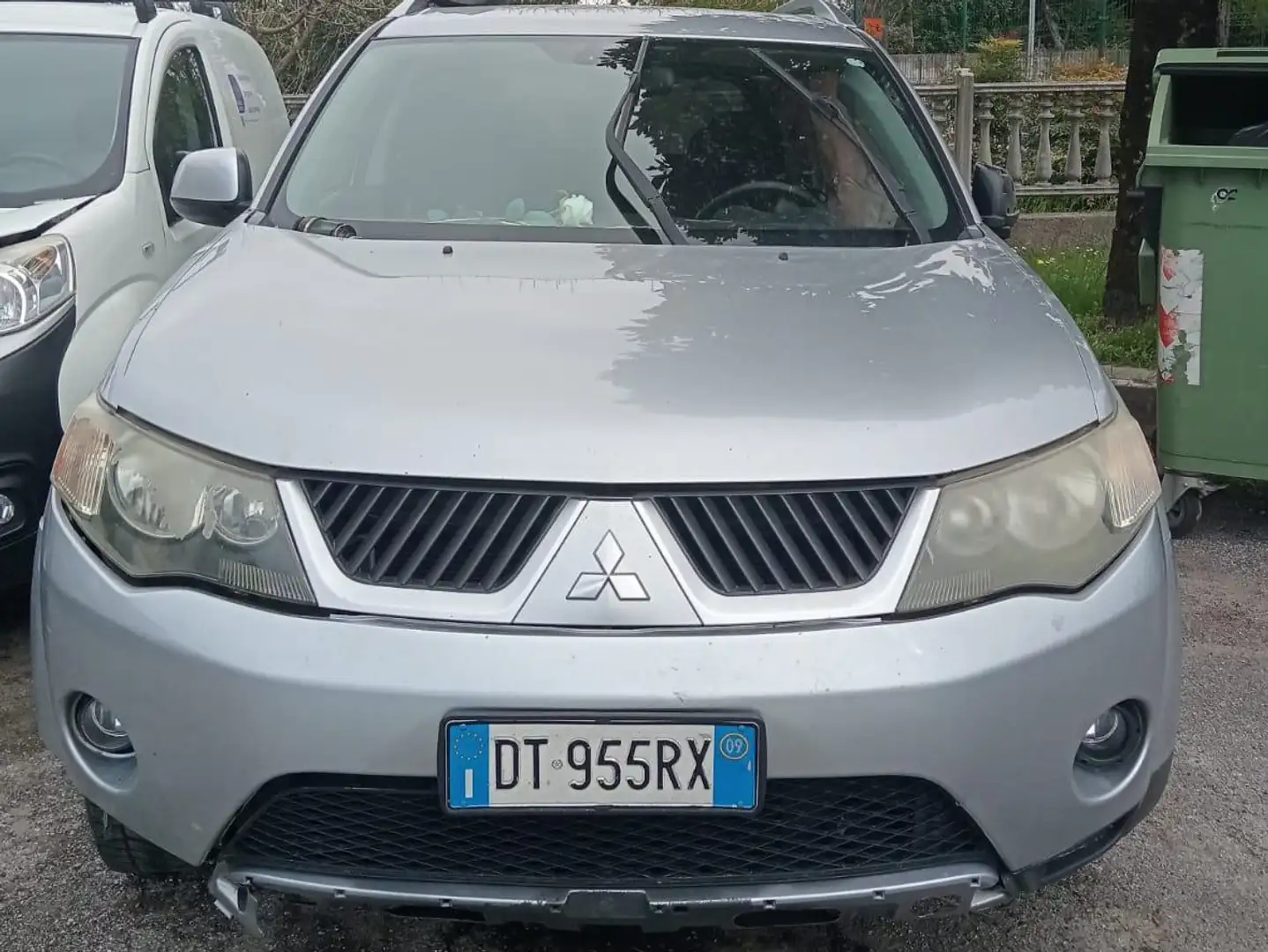 Mitsubishi Outlander Outlander+II+2007+2.2+di-d+Instyle+7p. Argento - 2