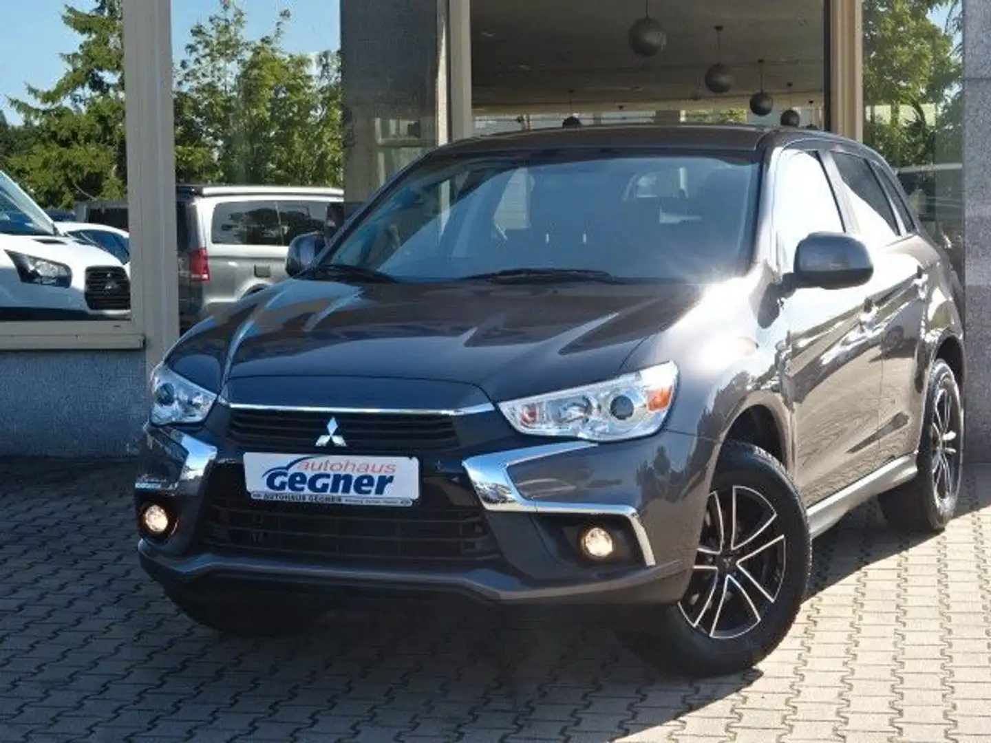 Mitsubishi ASX 117PS 2WD ClearTec Edition 100 Navi SHZ Braun - 2