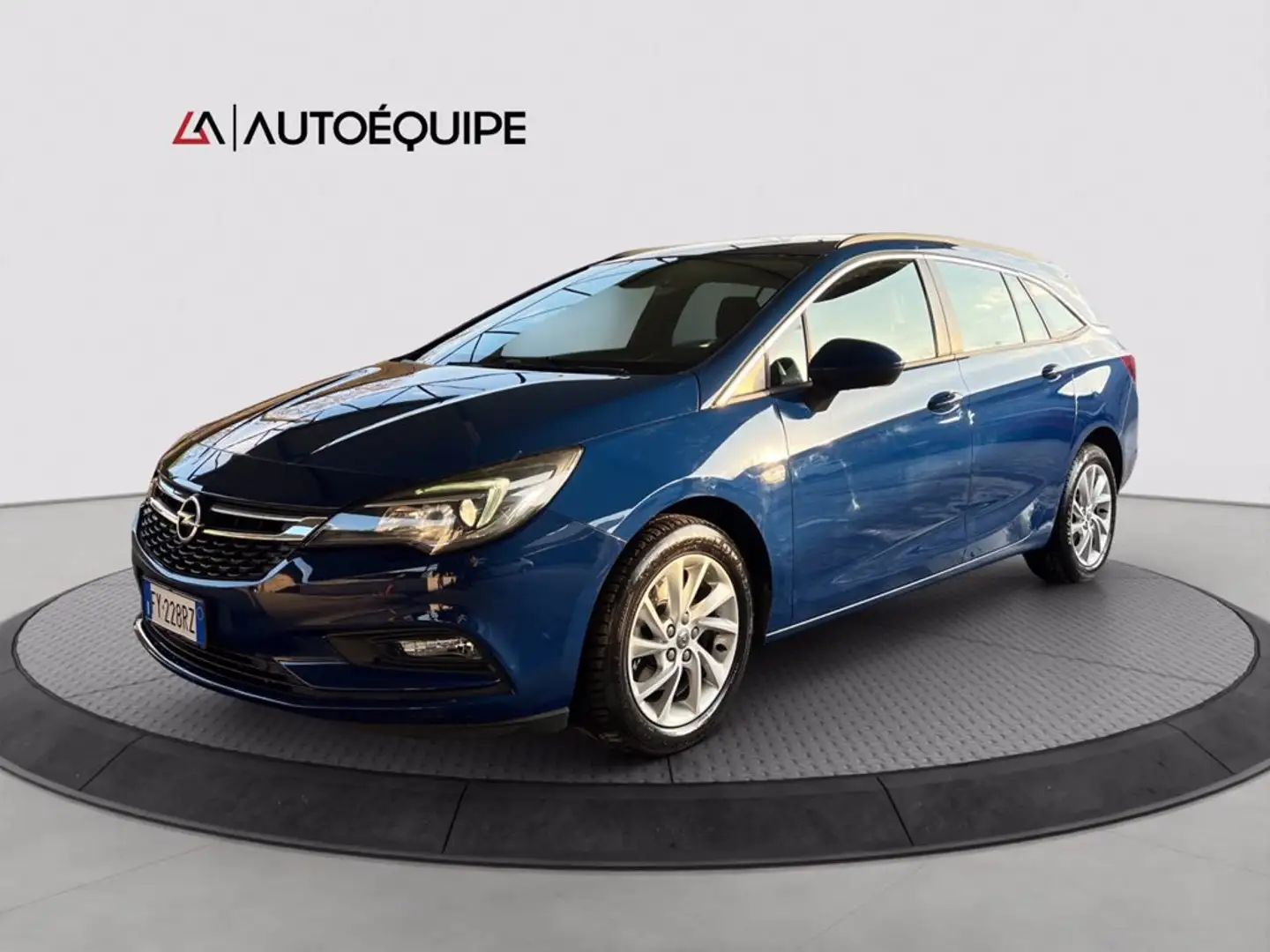 Opel Astra Sports Tourer 1.6 cdti Innovation s&s 136cv my18.5 Blau - 1
