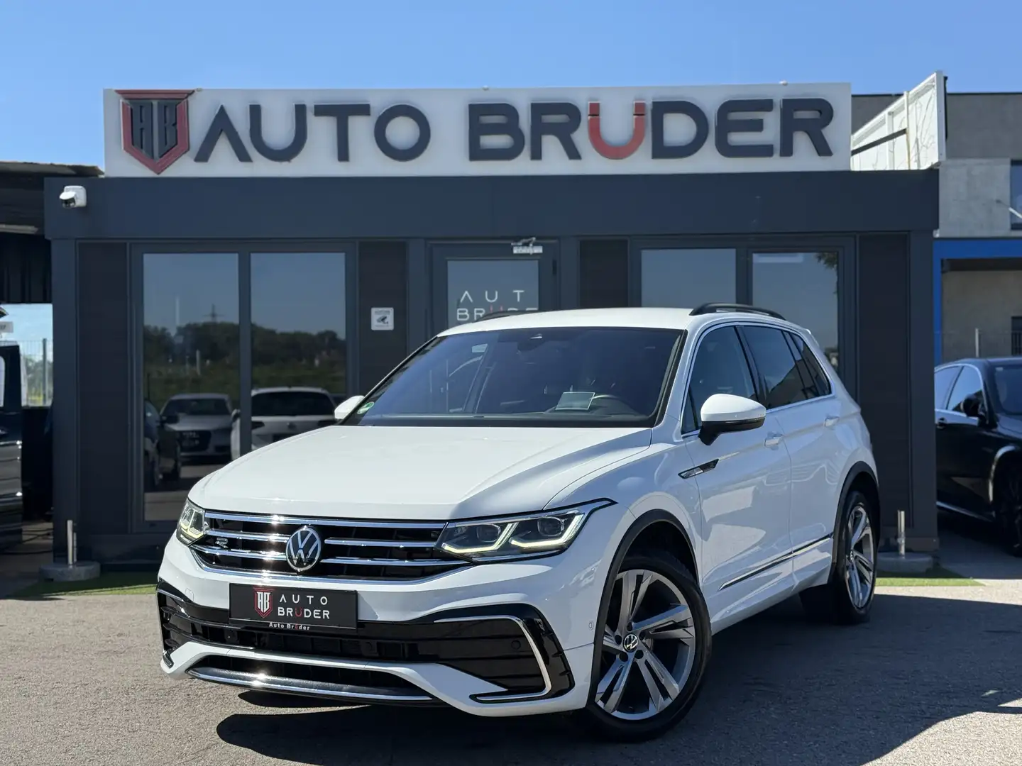 Volkswagen Tiguan R-Line - 1