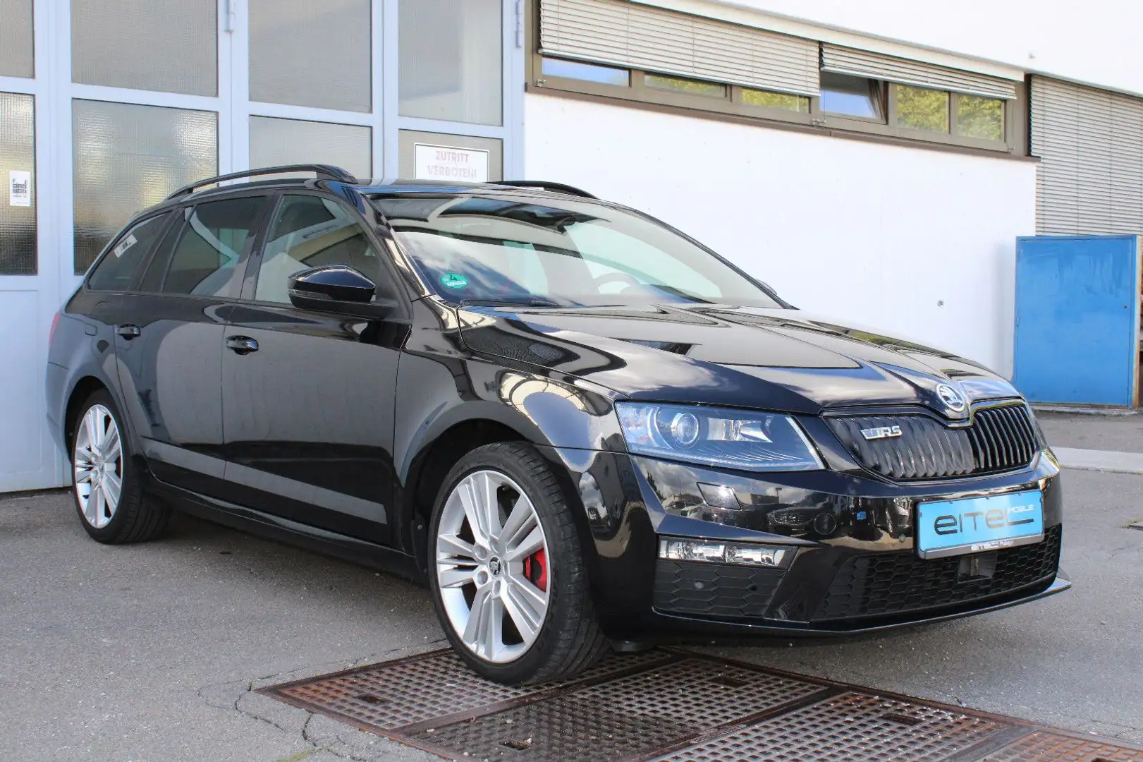 Skoda Octavia 2,0 Combi RS Navi ACC Bi-Xenon SHZ Schwarz - 2