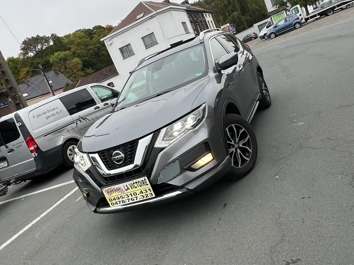Nissan X-Trail X-Trail 1.3i boîte automatique 7 PLaces Gris - 2