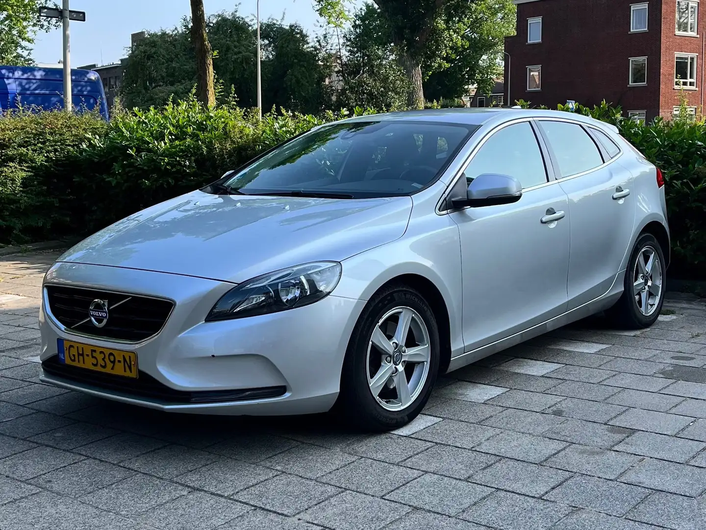 Volvo V40 V40 2.0 D2 Momentum Zilver - 1