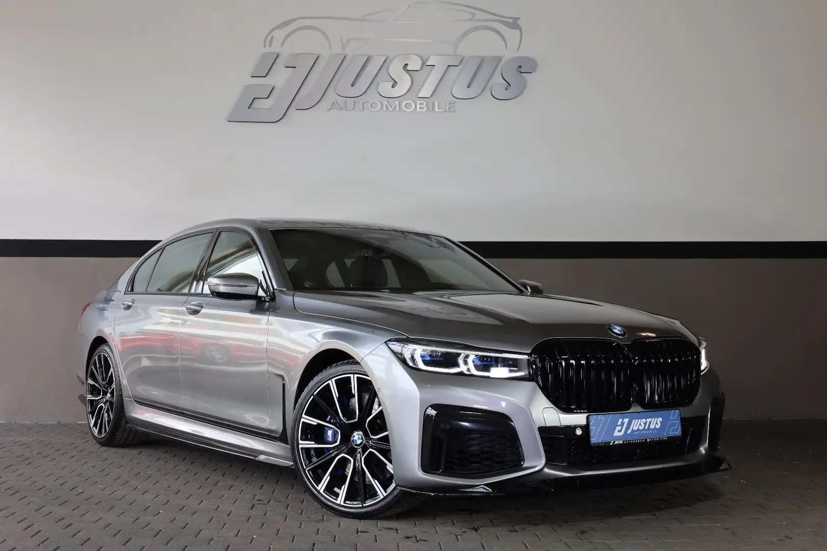 BMW 750 Li xDrive/360*/MASSAGE/HUD/SkyLounge/AIR/R21 Grau - 1