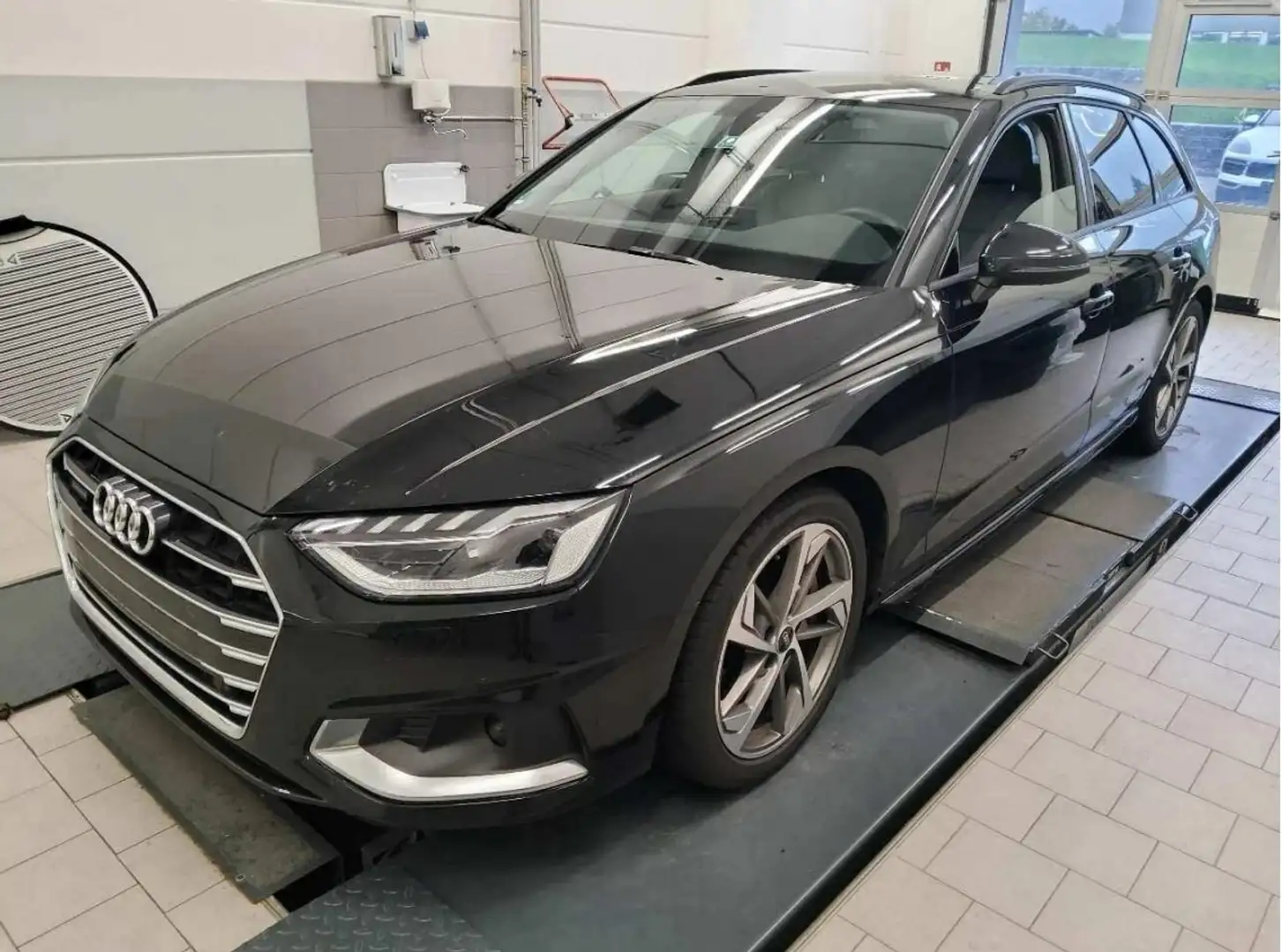 Audi A4 Avant 45 TFSI quattro advanced *B&O*MATRIX*KAMERA* Nero - 2
