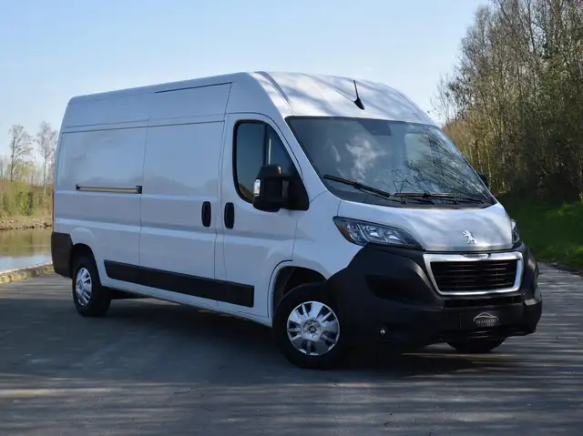 Peugeot Boxer 165PK L3H2|NAVI|CARPLAY|TRKHAAK|CAMERA|NIEUWSTAAT