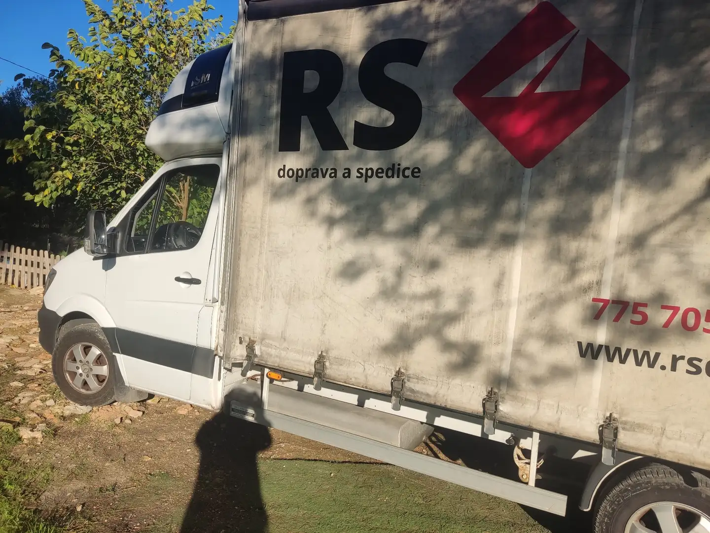 Mercedes-Benz 240 - 1