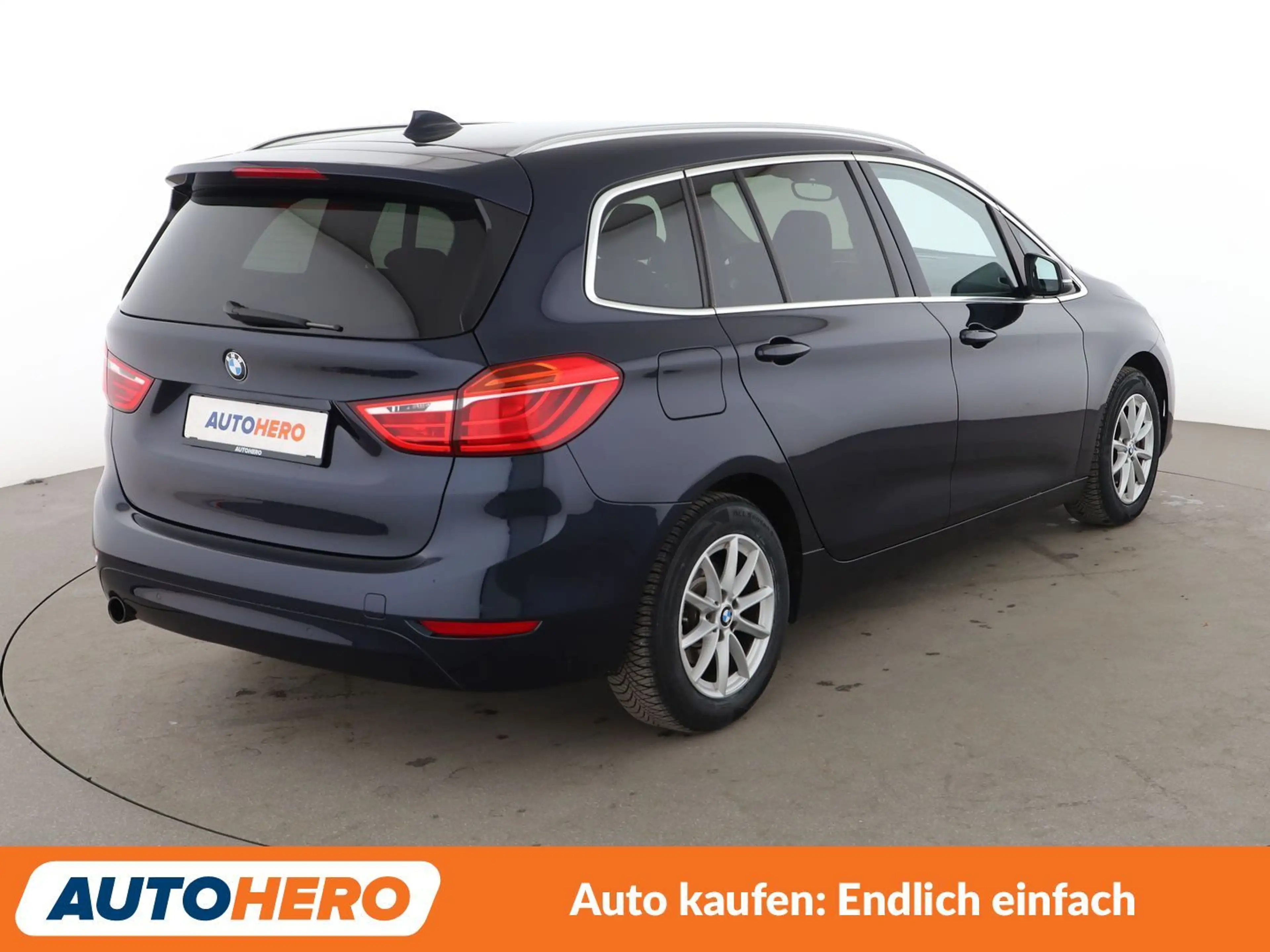BMW 216 216i Gran Tourer Advantage*NAVI*TEMPO*PDC*SHZ* — photo 6