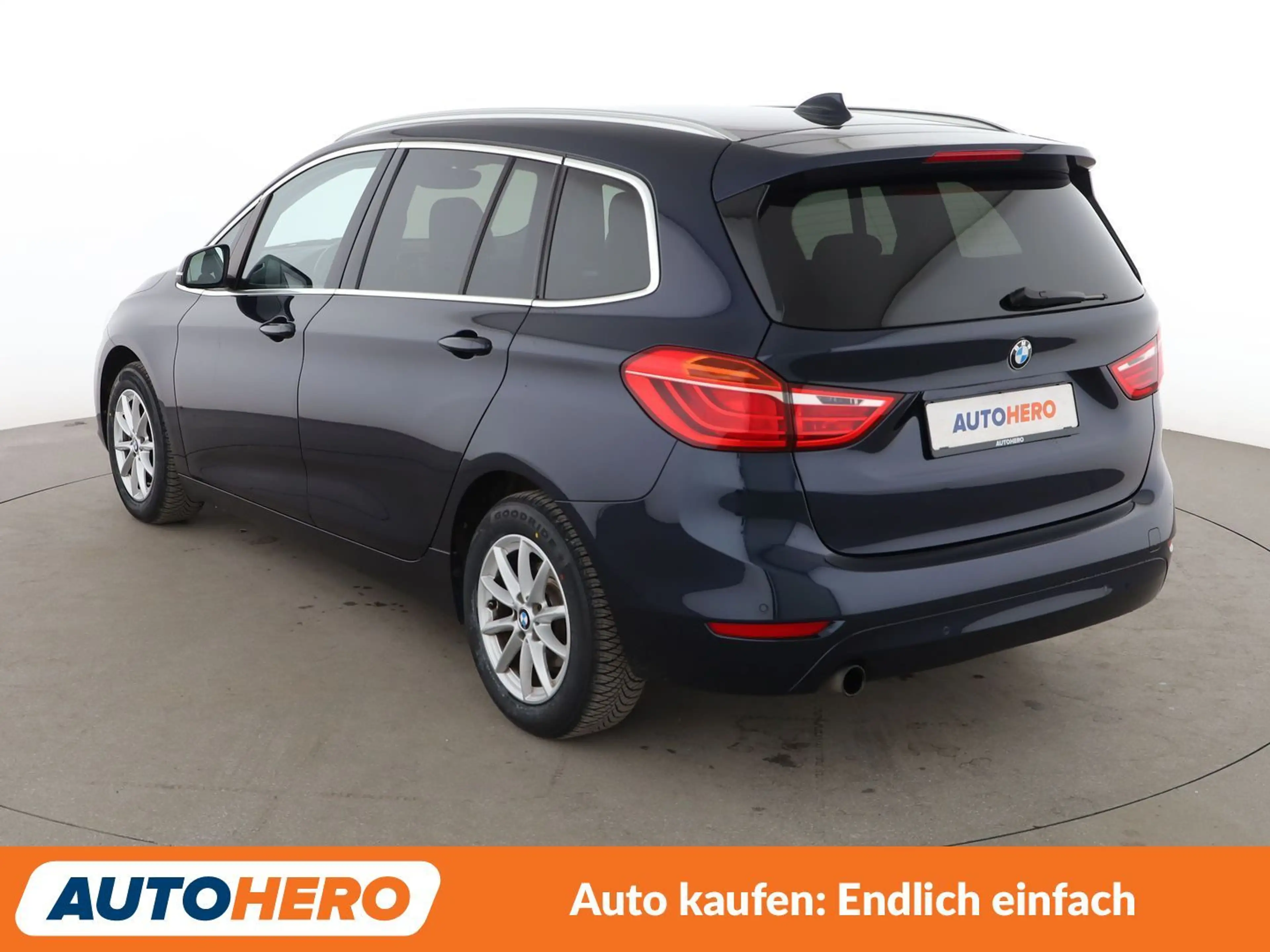 BMW 216 216i Gran Tourer Advantage*NAVI*TEMPO*PDC*SHZ* — photo 4