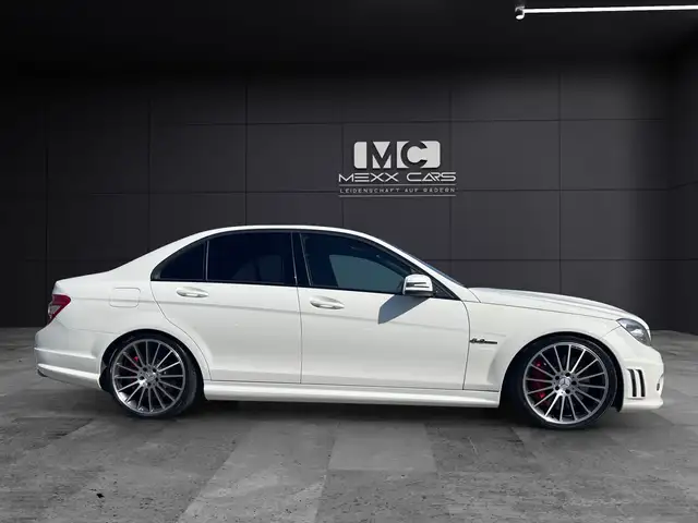 Mercedes-Benz C 63 AMG AMG 6.2 V8 – echter Sauger | Sammlerzustand | 125 Ansicht 6