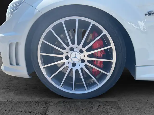 Mercedes-Benz C 63 AMG AMG 6.2 V8 – echter Sauger | Sammlerzustand | 125 Ansicht 16