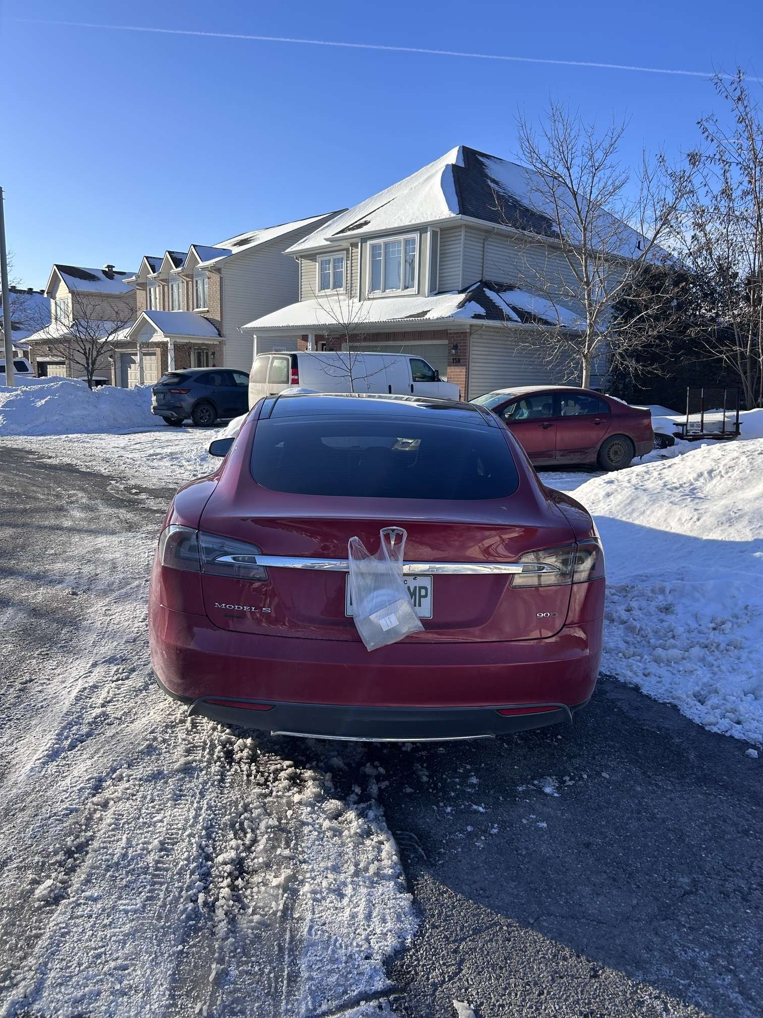 2016 Tesla Model S S90D alt 4