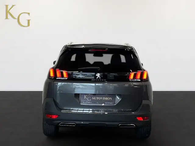 Peugeot 5008 view 6