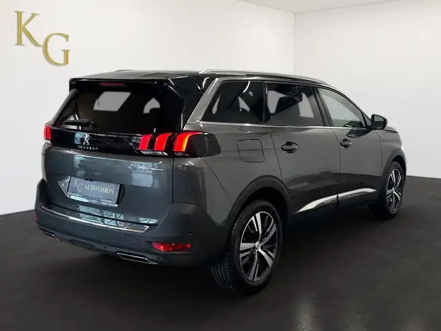Peugeot 5008 view 7