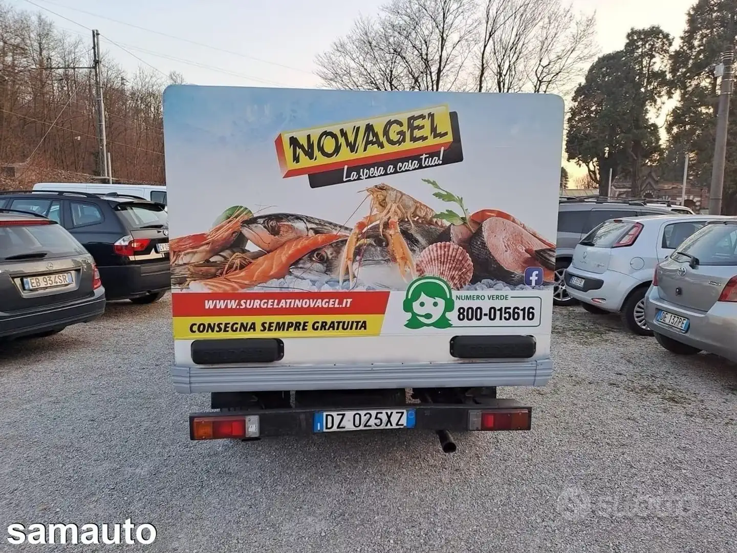 Toyota Hilux TOYOTA HILUX 2.4 D-4D 4WD CHASSIS & CAB COMFORT Blanco - 2