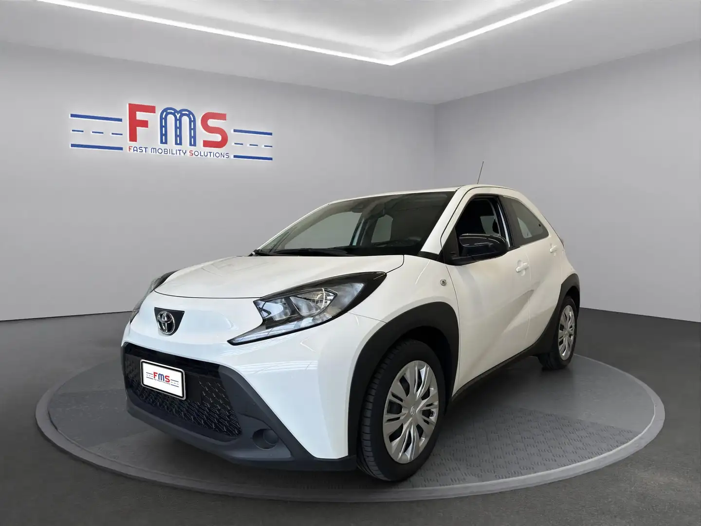 Toyota Aygo X Aygo X 1.0 Active 72cv Blanc - 1