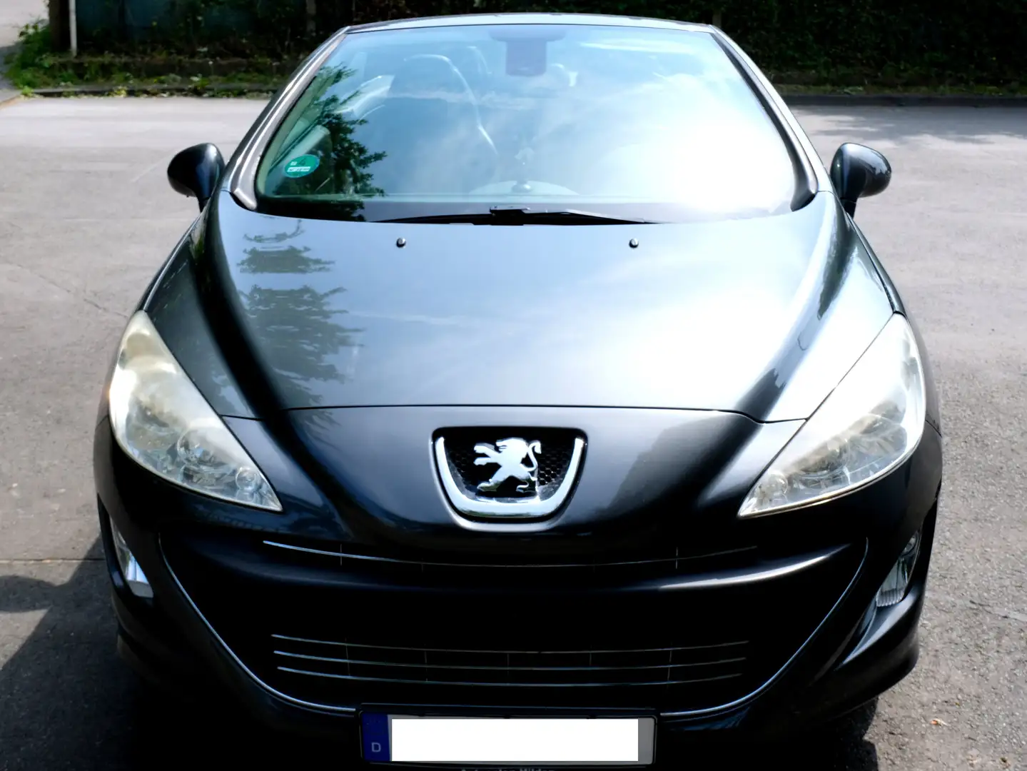 Peugeot 308 308 CC HDi 2.0 FAP 140 Premium Grau - 2