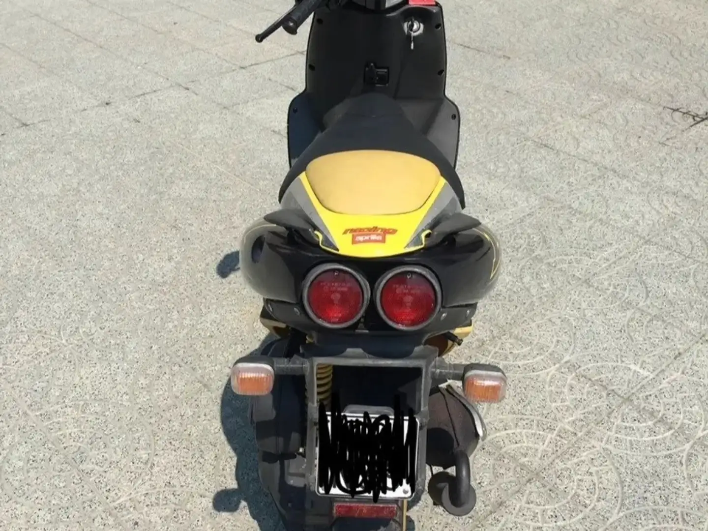 Aprilia SR Racing racing Giallo - 2