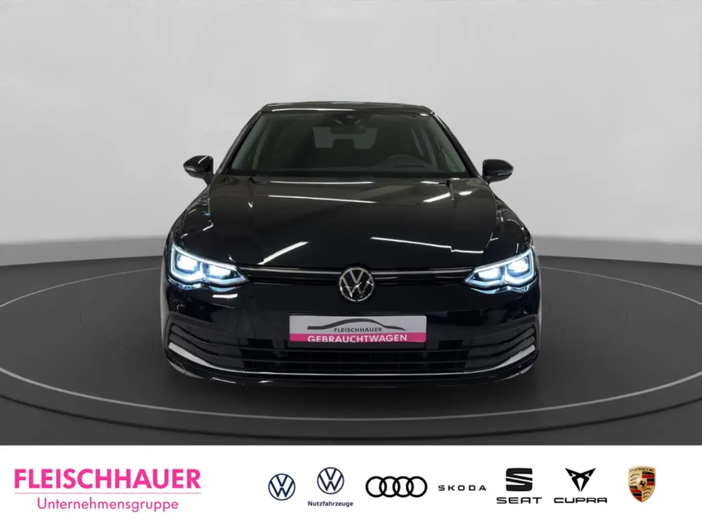 Volkswagen Golf VIII Active 2.0 TDI Matrix+Navi+Pano+AHK+HUD+Kamer Schwarz - 2