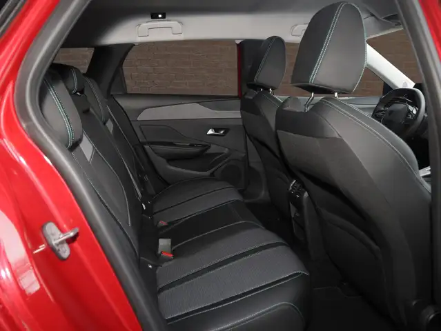 Peugeot 308 view 8